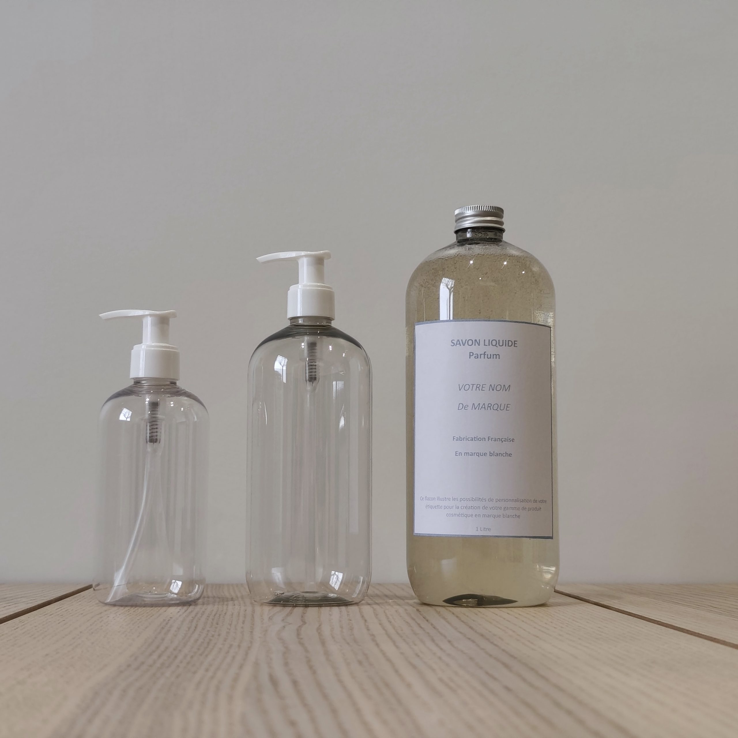 Trois bouteille vide de taille différent